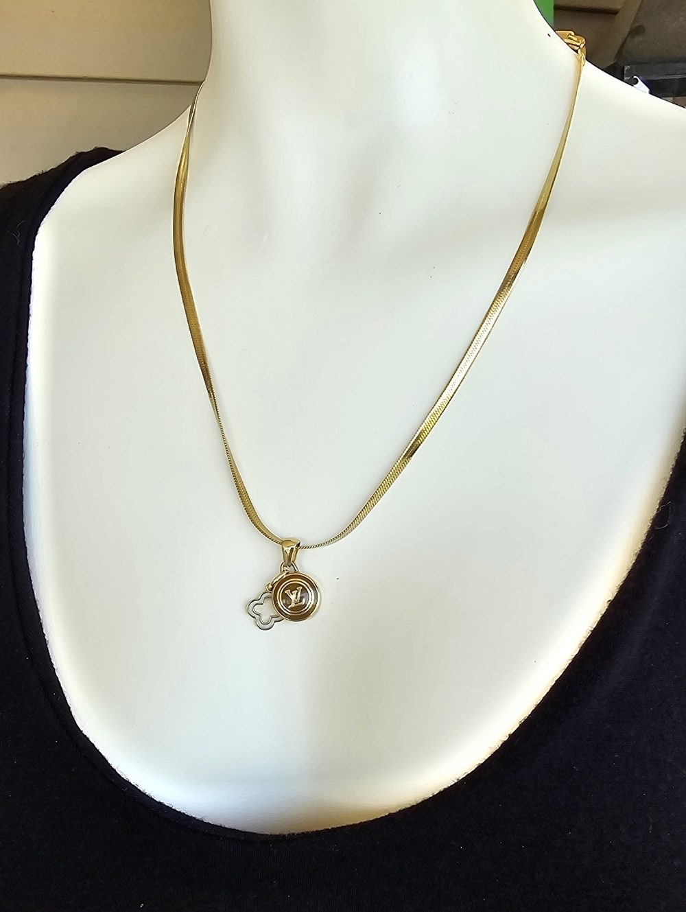 Louis Vuitton  Pendant With COA Paired With Unbranded  Necklace And Charm. - Picture 2 of 4